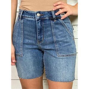 Judy Blue Mid Rise Bermuda Shorts Raw Hem Utility Pocket Flap Medium Wash NWT